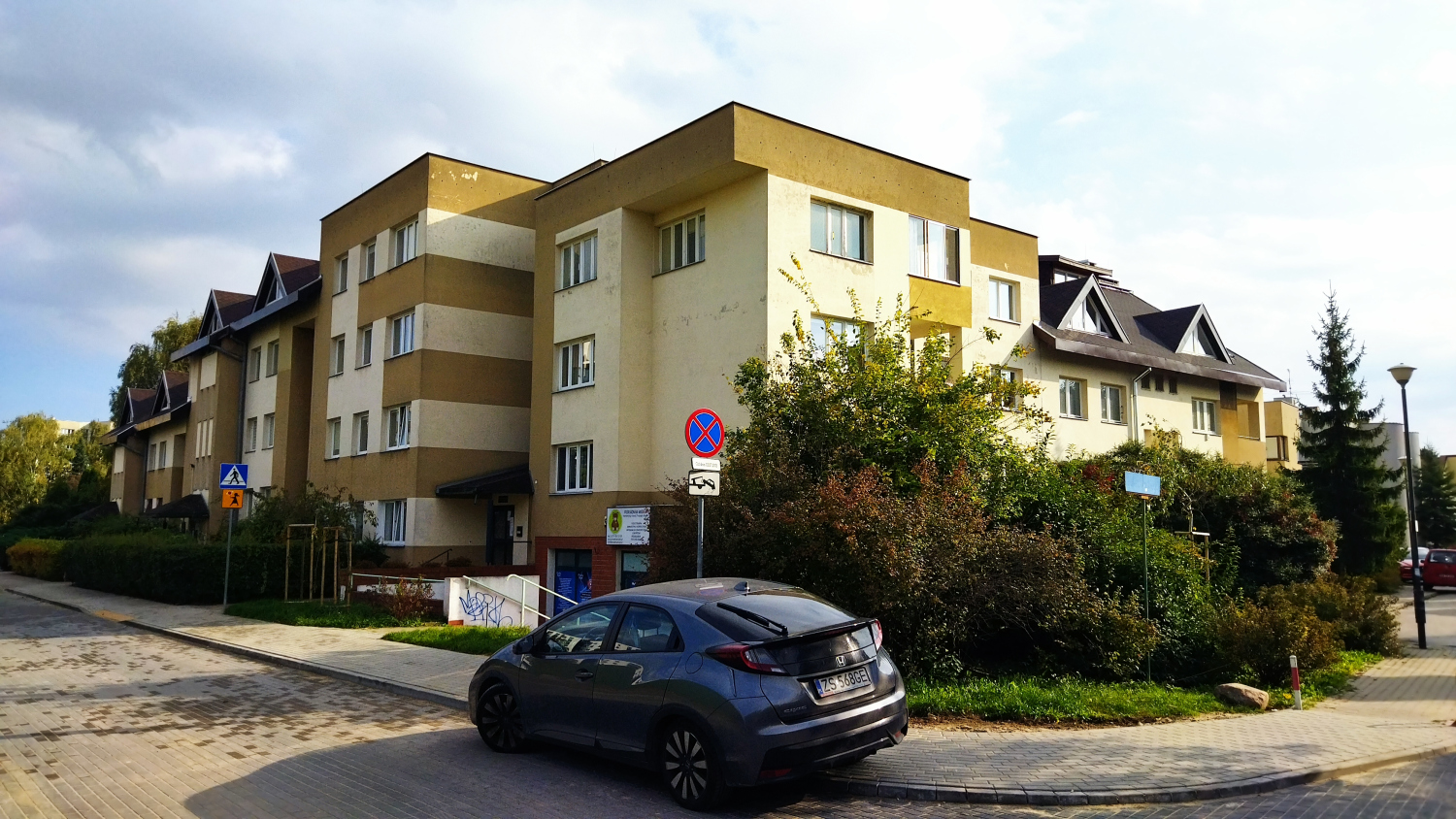 Zdjęcie architektury budynku Budynek mieszkalny